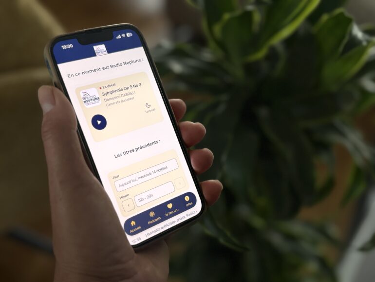 application radio neptune